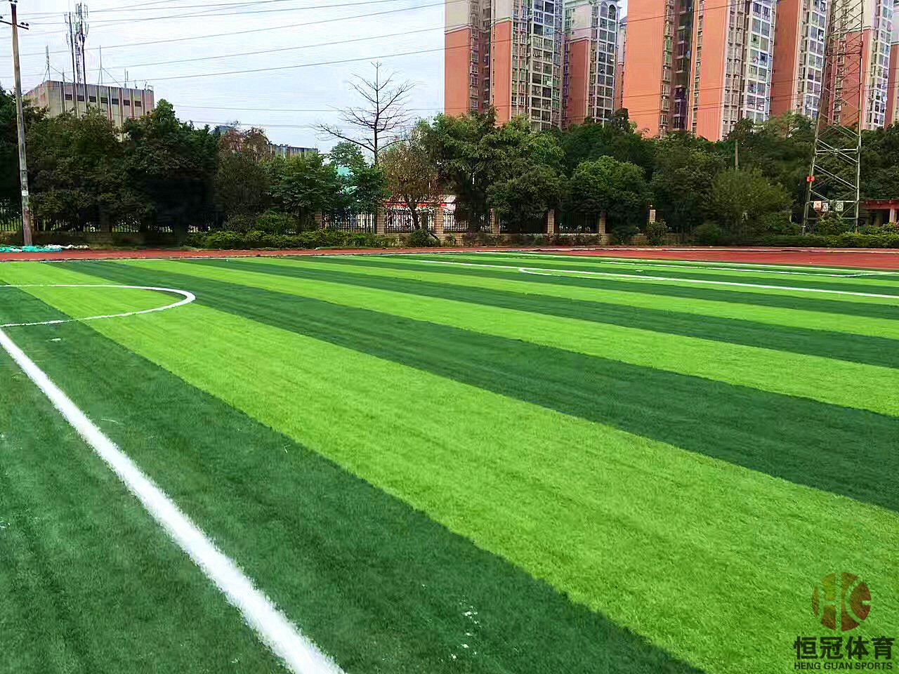 柳州人造草坪足球場(chǎng)建設(shè)